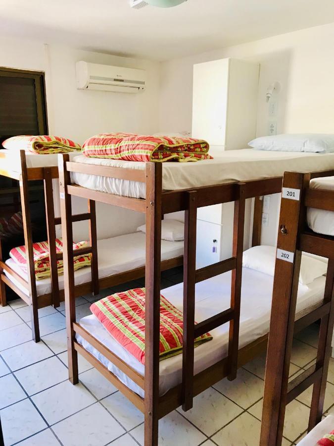 Quatro Ilhas Beach Hostel 邦比尼亚斯 外观 照片