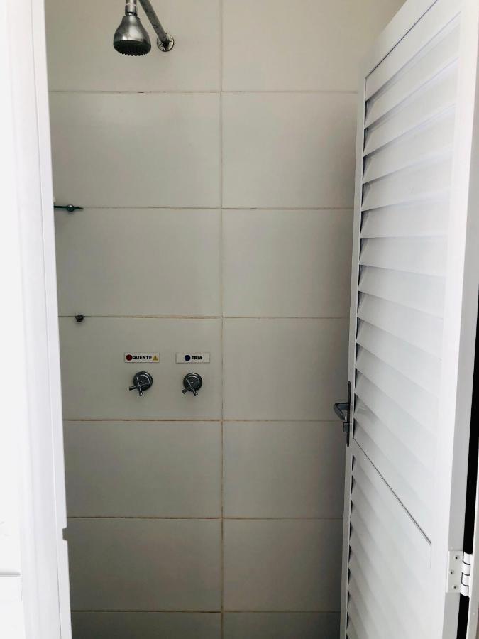 Quatro Ilhas Beach Hostel 邦比尼亚斯 外观 照片