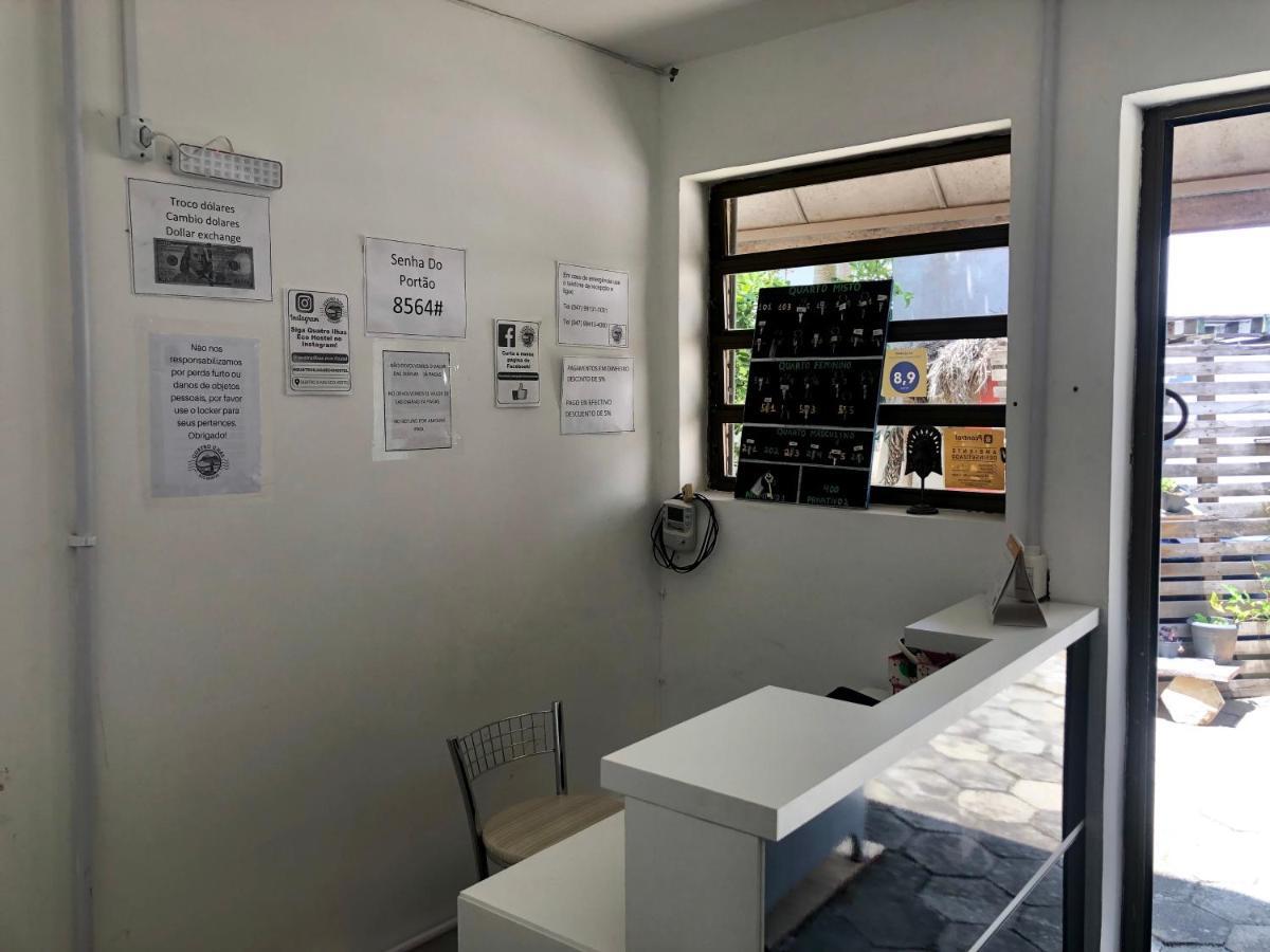 Quatro Ilhas Beach Hostel 邦比尼亚斯 外观 照片