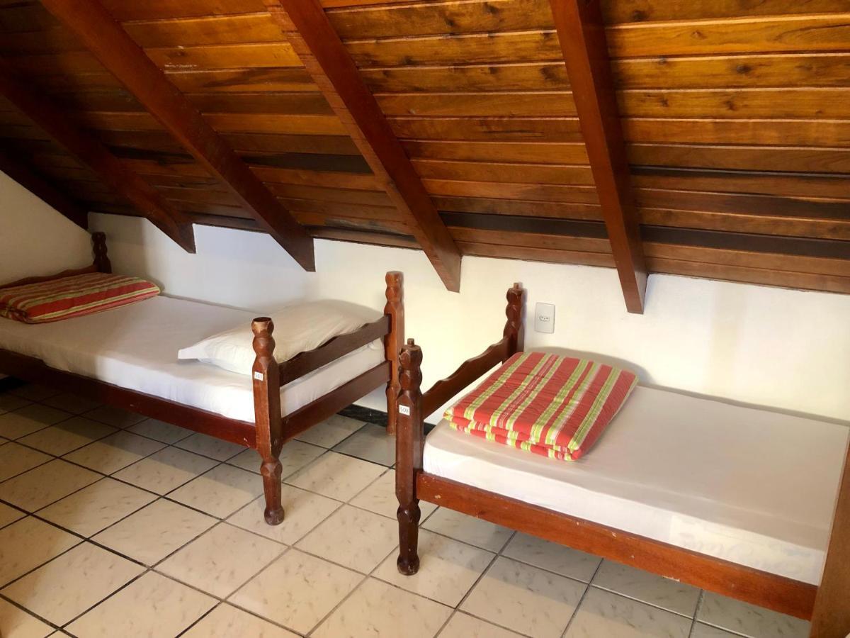 Quatro Ilhas Beach Hostel 邦比尼亚斯 外观 照片
