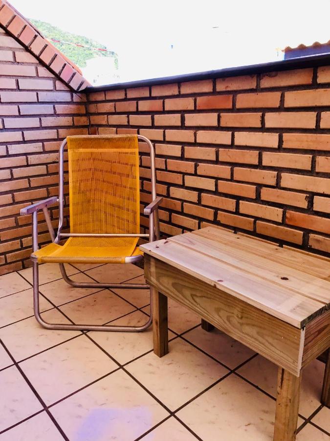Quatro Ilhas Beach Hostel 邦比尼亚斯 外观 照片